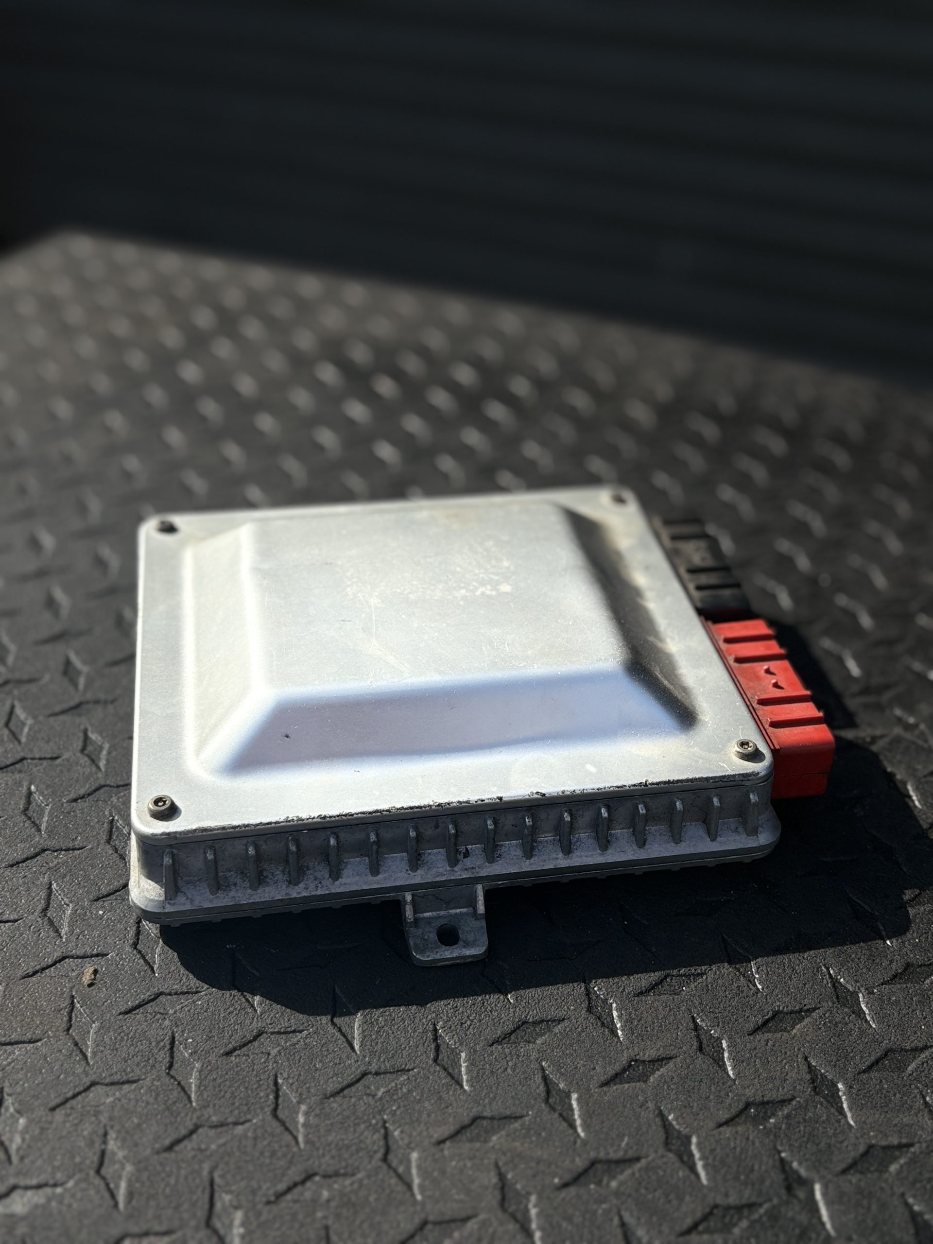 Silver Land Rover TD5, 10P ESU